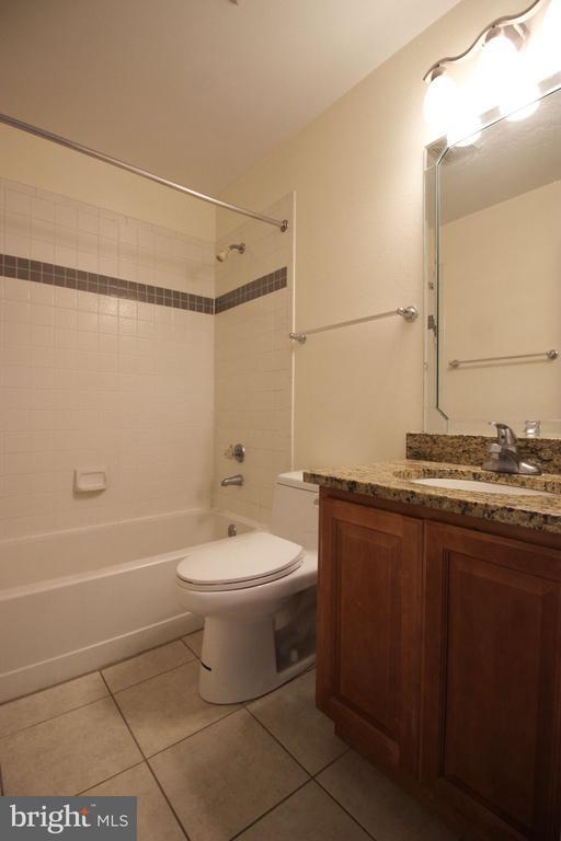 Building Photo - 3304 Wyndham Cir