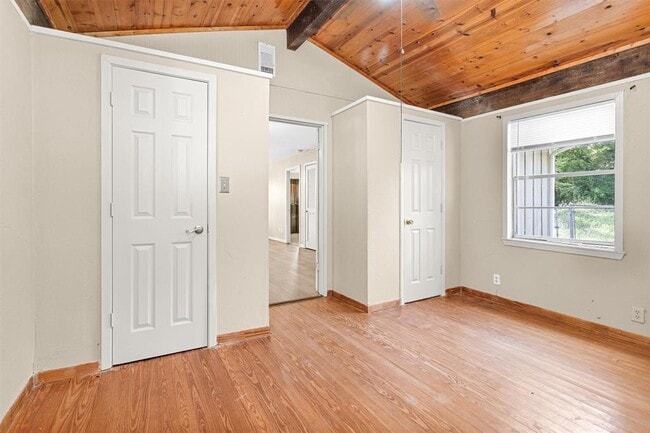 Building Photo - 4967 Lazy Ln