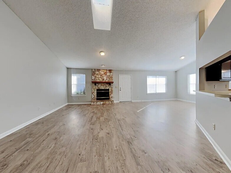 Building Photo - 8516 Iron Mill Ct