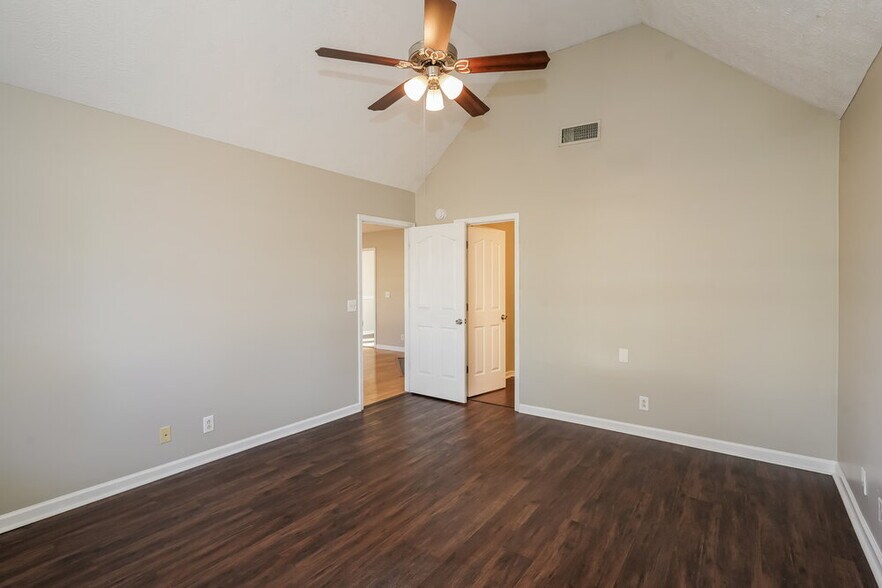 Building Photo - 1211 Azure Way