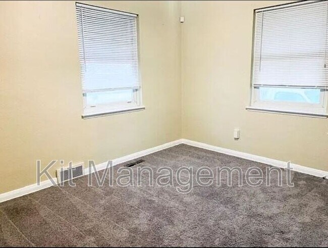 Building Photo - 316 Waggoner Blvd