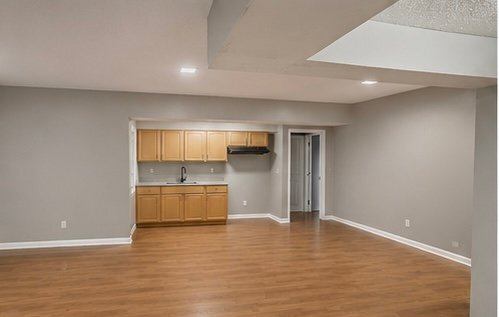 Building Photo - 320 Aquarius Dr