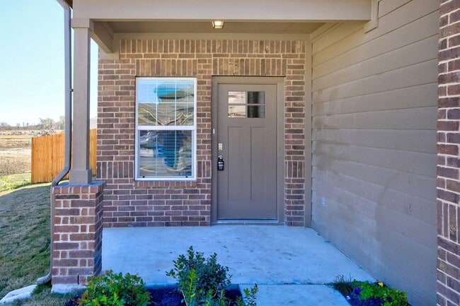 Building Photo - New Home For Lease