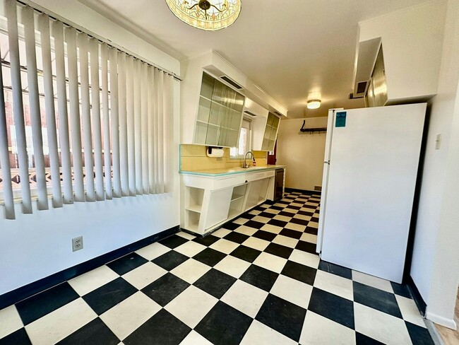 Building Photo - 1307 Ralston St