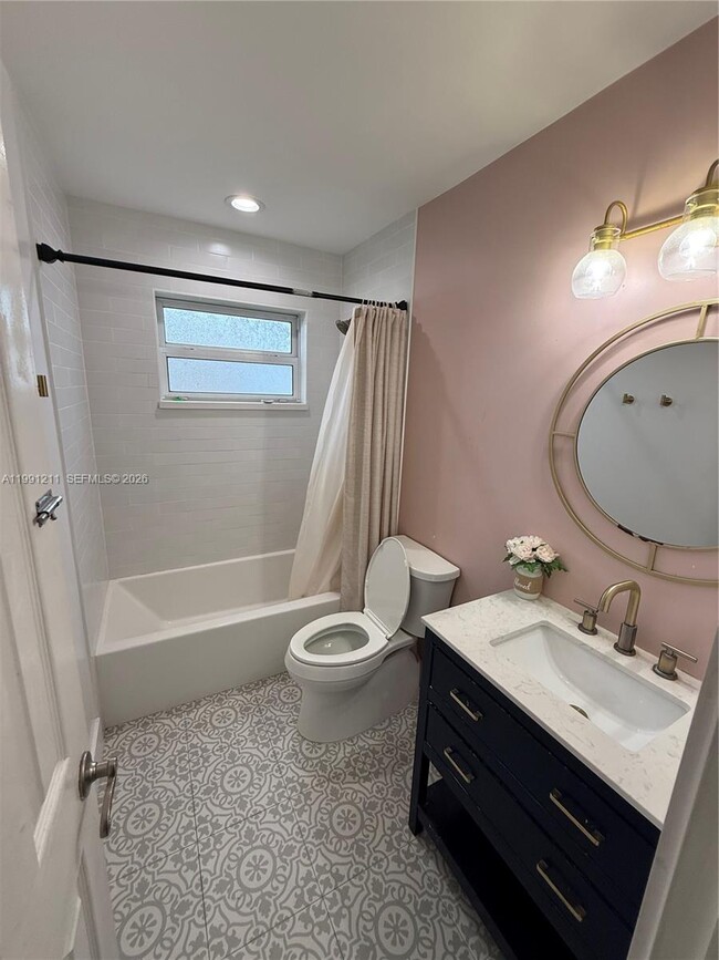 Building Photo - 6854 NW 173rd Dr