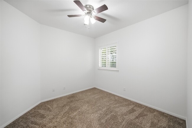 Building Photo - 3831 Daintree Park Dr