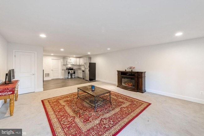 Building Photo - 25532 Byrnes Crossing Dr