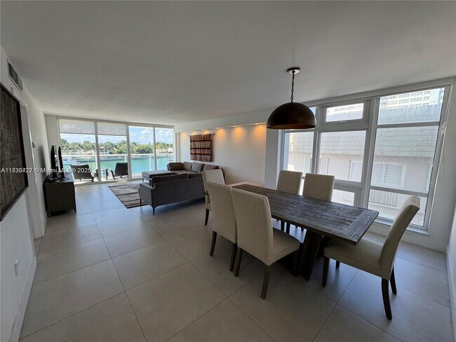 Building Photo - 5750 Collins Ave