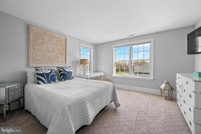 Building Photo - 407 Berlo Ln