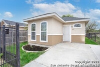 Building Photo - 2009 Colima St