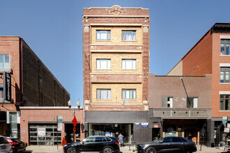 Building Photo - 1555 N Milwaukee Ave