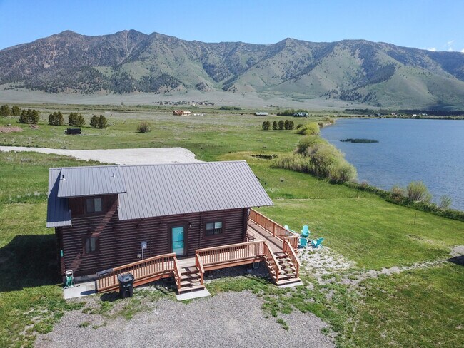 Building Photo - 5406 Henrys Lake Rd