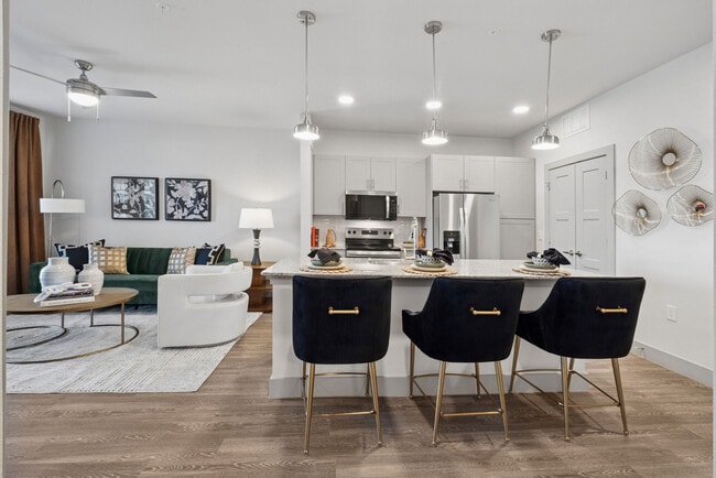 Building Photo - Promenade Apartments