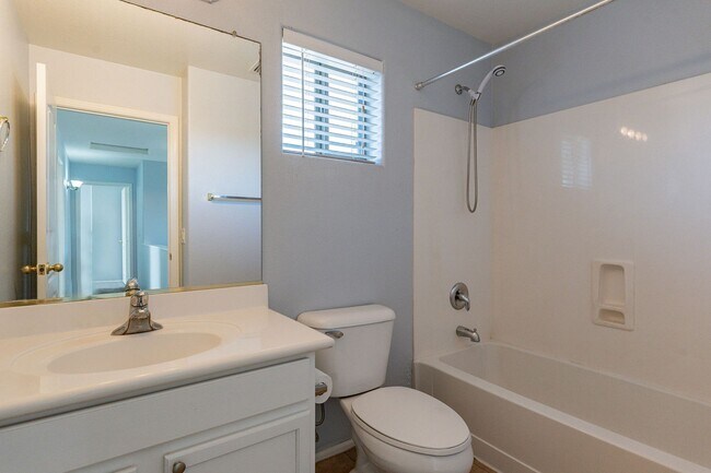 Building Photo - Move In Ready! Four Bedrooms - Close to TSMC