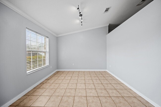 Building Photo - 7194 Blue Jack Dr