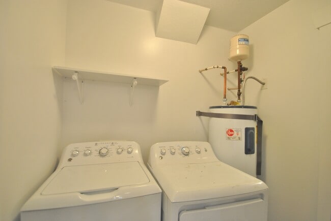 Building Photo - 387 S 1250 E