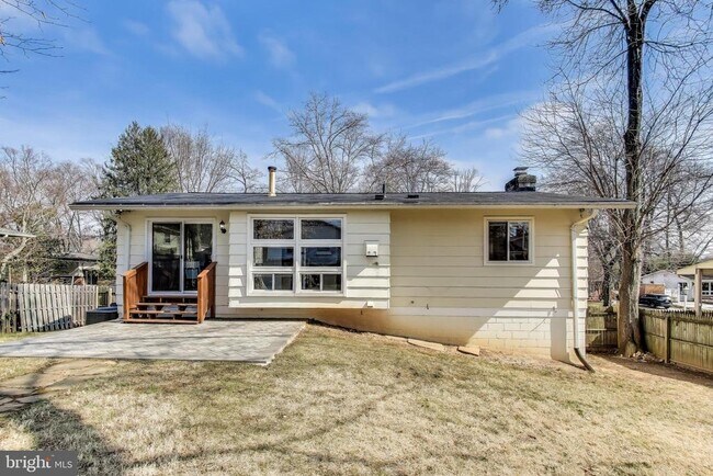 Building Photo - 14316 Woodcrest Dr