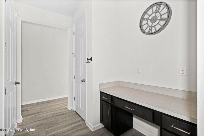 Building Photo - 3067 Alpin Dr