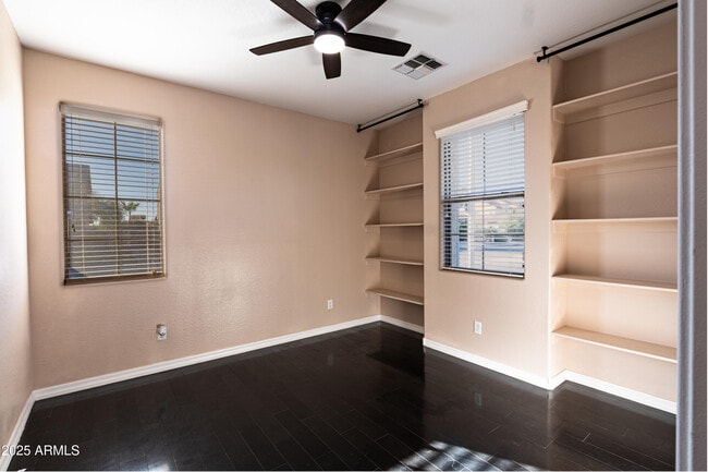 Building Photo - 453 W Lantana Pl