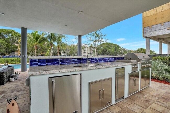 Building Photo - 16709 Botaniko Dr N