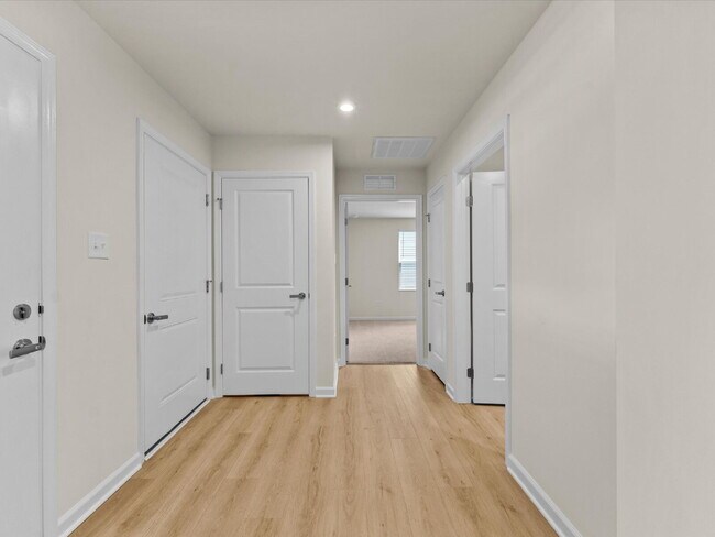 Building Photo - 16131 Wildflower Pl