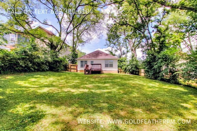 Building Photo - 2116 14th Ave N