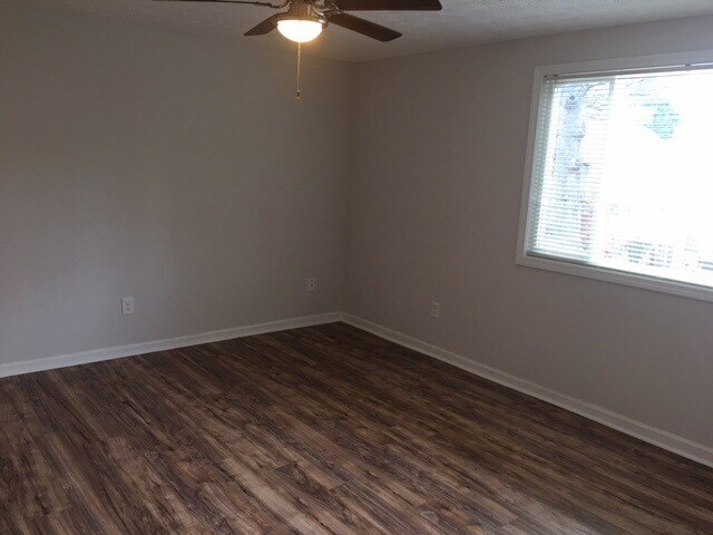 Building Photo - 889 Regal Path Lane
