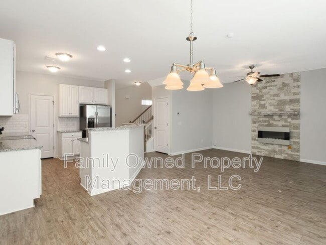 Building Photo - 8968 E Cat Tail Pond Rd