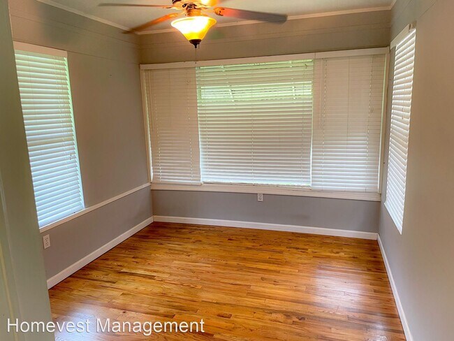 Building Photo - 3 br, 1 bath House - 1312 N Fern Creek Avenue