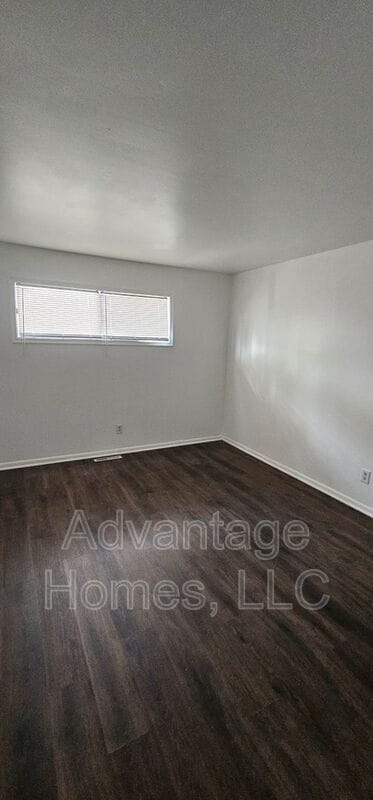 Building Photo - 805 N 70th St