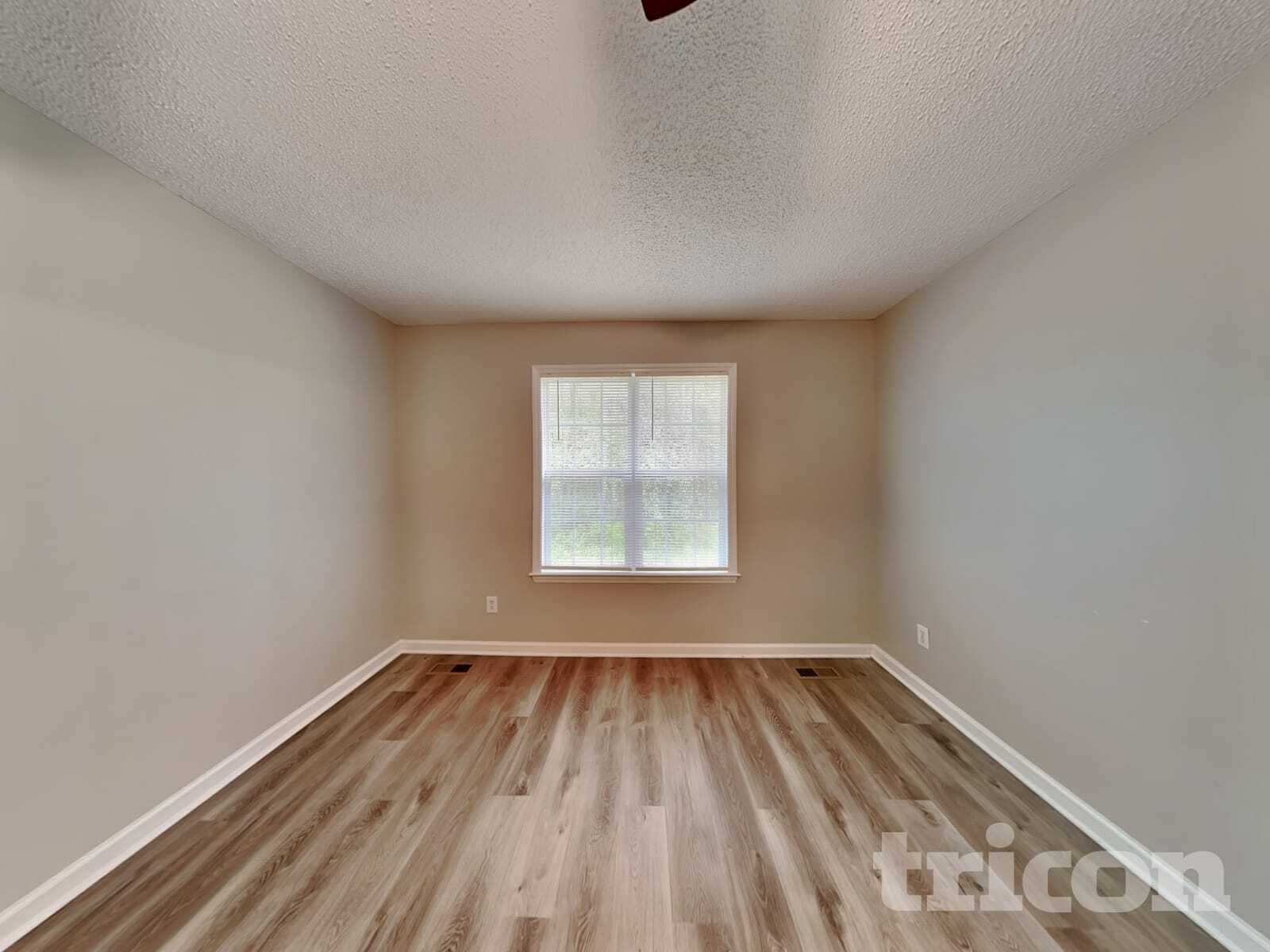 Building Photo - 1209 Woodbriar St