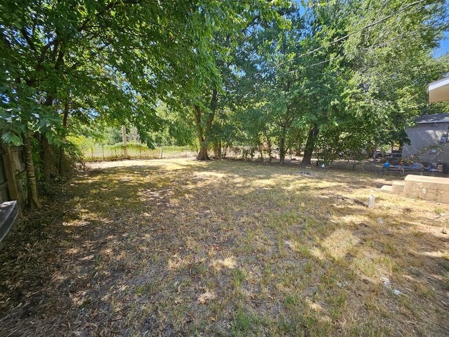 Building Photo - Charming 2-Bedroom, 1-Bathroom Home in Duncan, Oklahoma