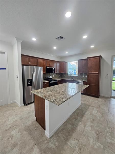 Building Photo - 4087 Longwood Lake Sq