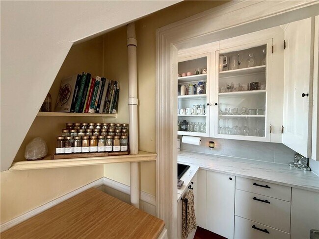 Building Photo - 38 Georgia Ave