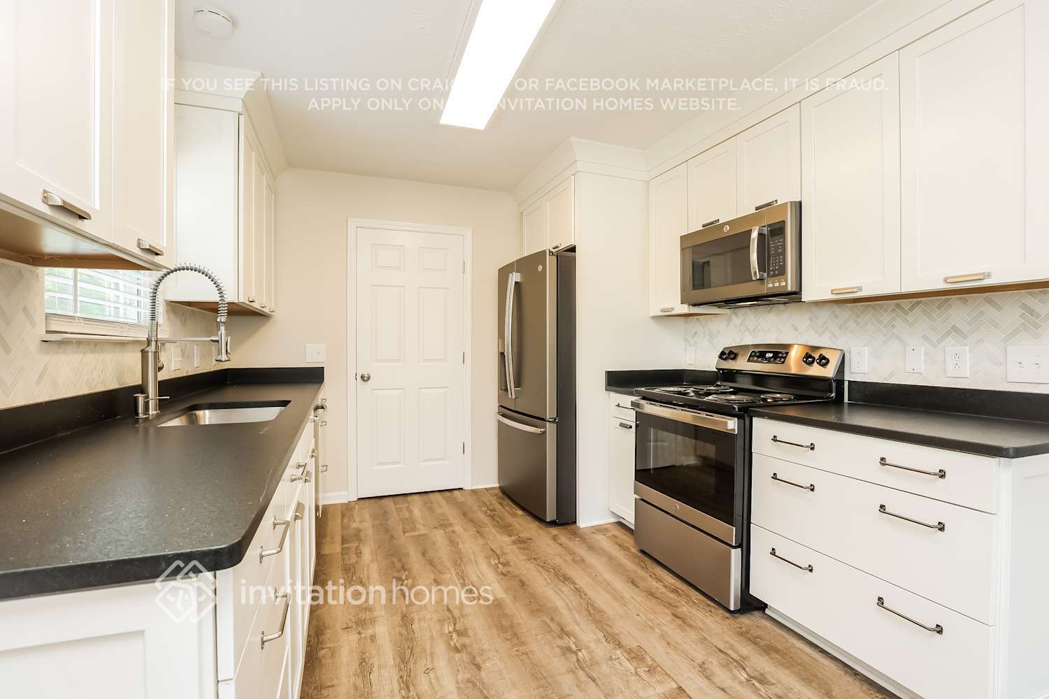 Building Photo - 2108 Long Meadow Dr