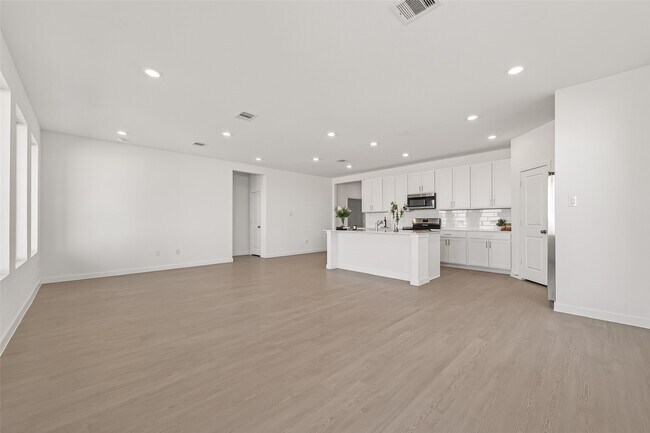 Building Photo - 26518 Wild Stonecrop Ln