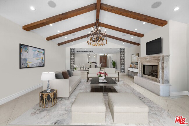 Building Photo - 15401 Brownwood Pl