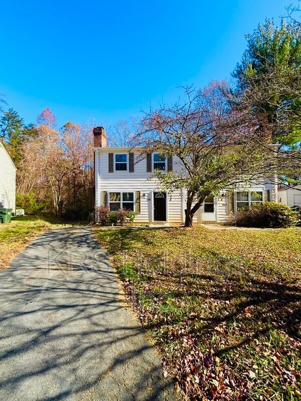 Primary Photo - 288 Albert Ct