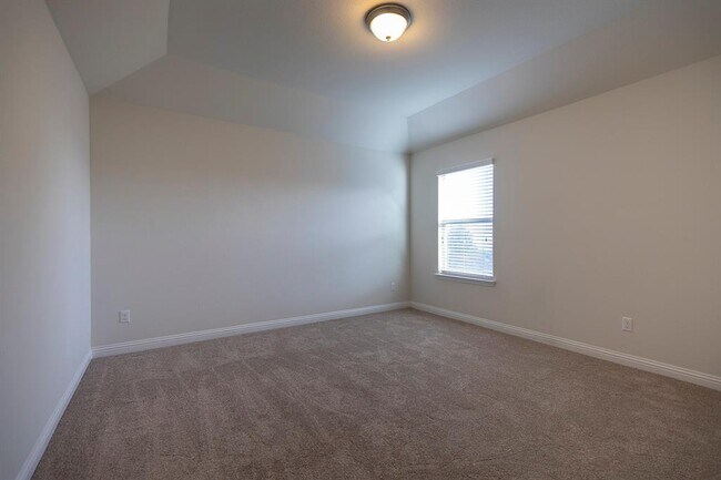 Building Photo - 3504 De Torres Cir