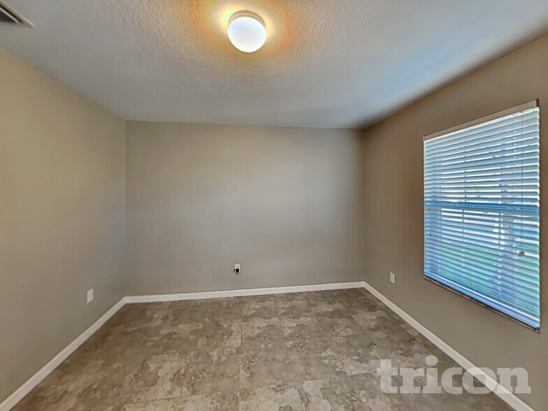 Building Photo - 1609 Redmond Brook Ln