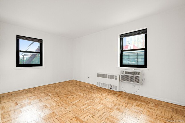 Building Photo - 94-30 60th Ave