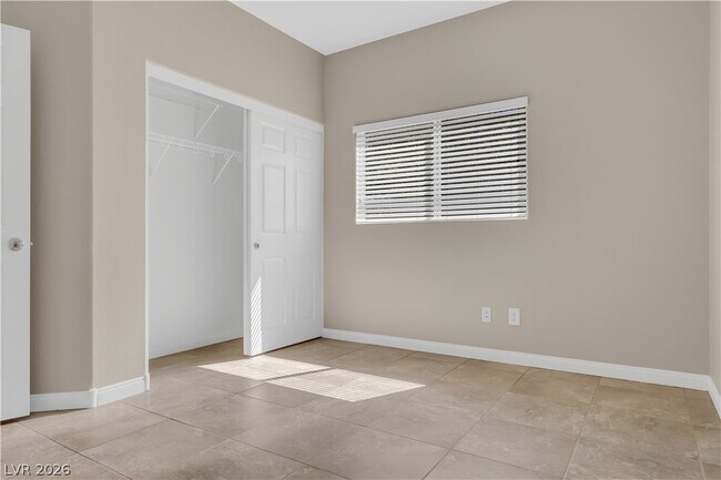 Building Photo - 8192 Blue Hope Diamond Ln