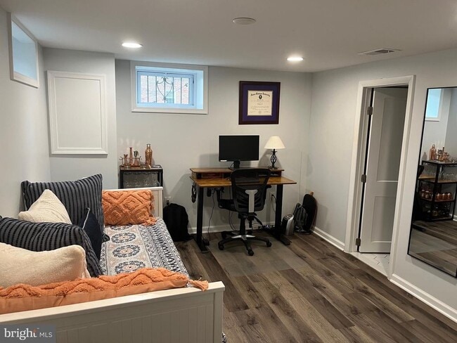 Building Photo - 2100 N Brandywine St