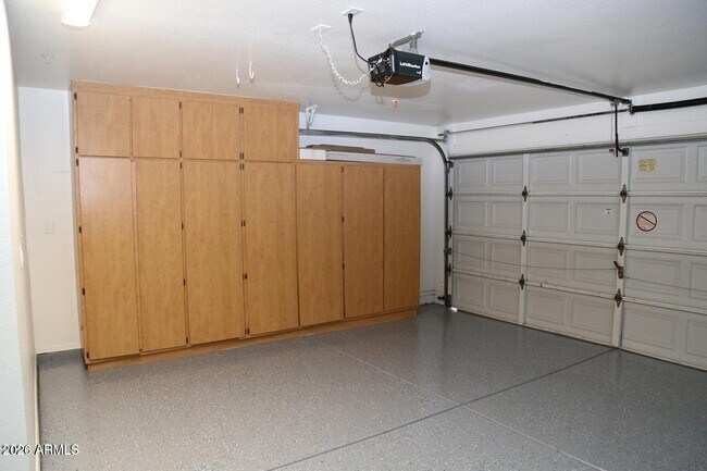 Building Photo - 9345 E Caribbean Ln