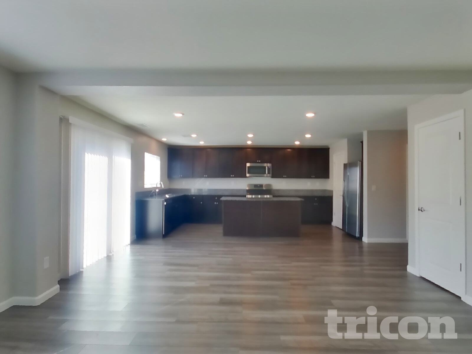 Building Photo - 8948 Elk Ravine Dr