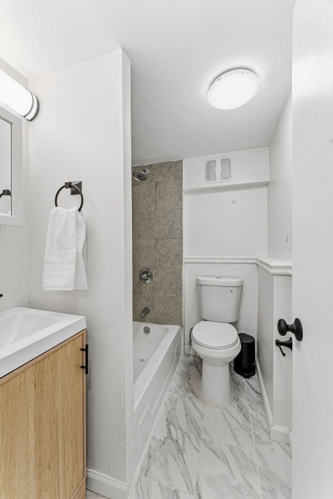 Building Photo - 527 W 162nd St