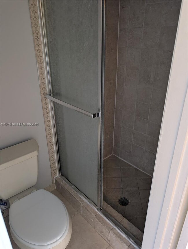 Building Photo - 13511 NE 24th Pl