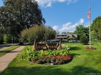 Building Photo - 17 Stony Brook Dr