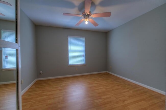 Building Photo - 2311 Lasso Dr