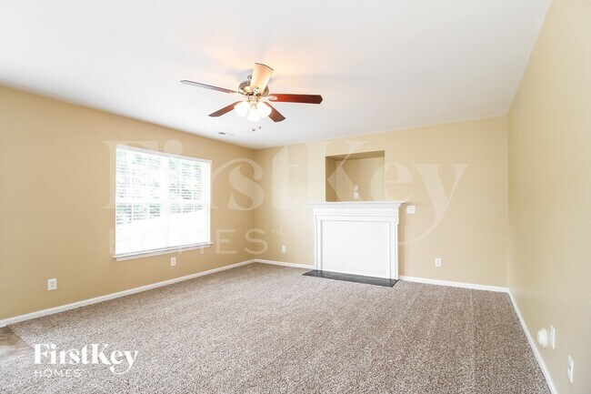 Building Photo - 2721 Red Willow Ln